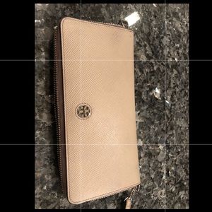 Tory Burch Continental Wallet